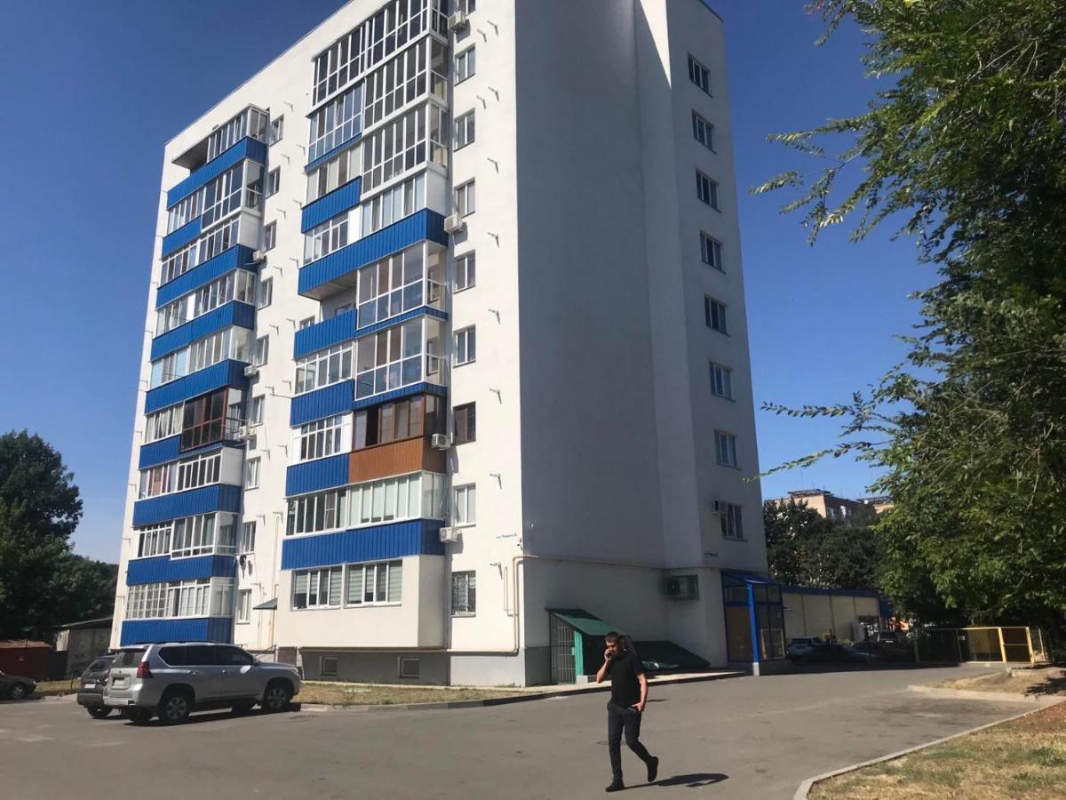 Апартаменты У Софиевского Парка, Тищика 6-Б Umany Kültér fotó